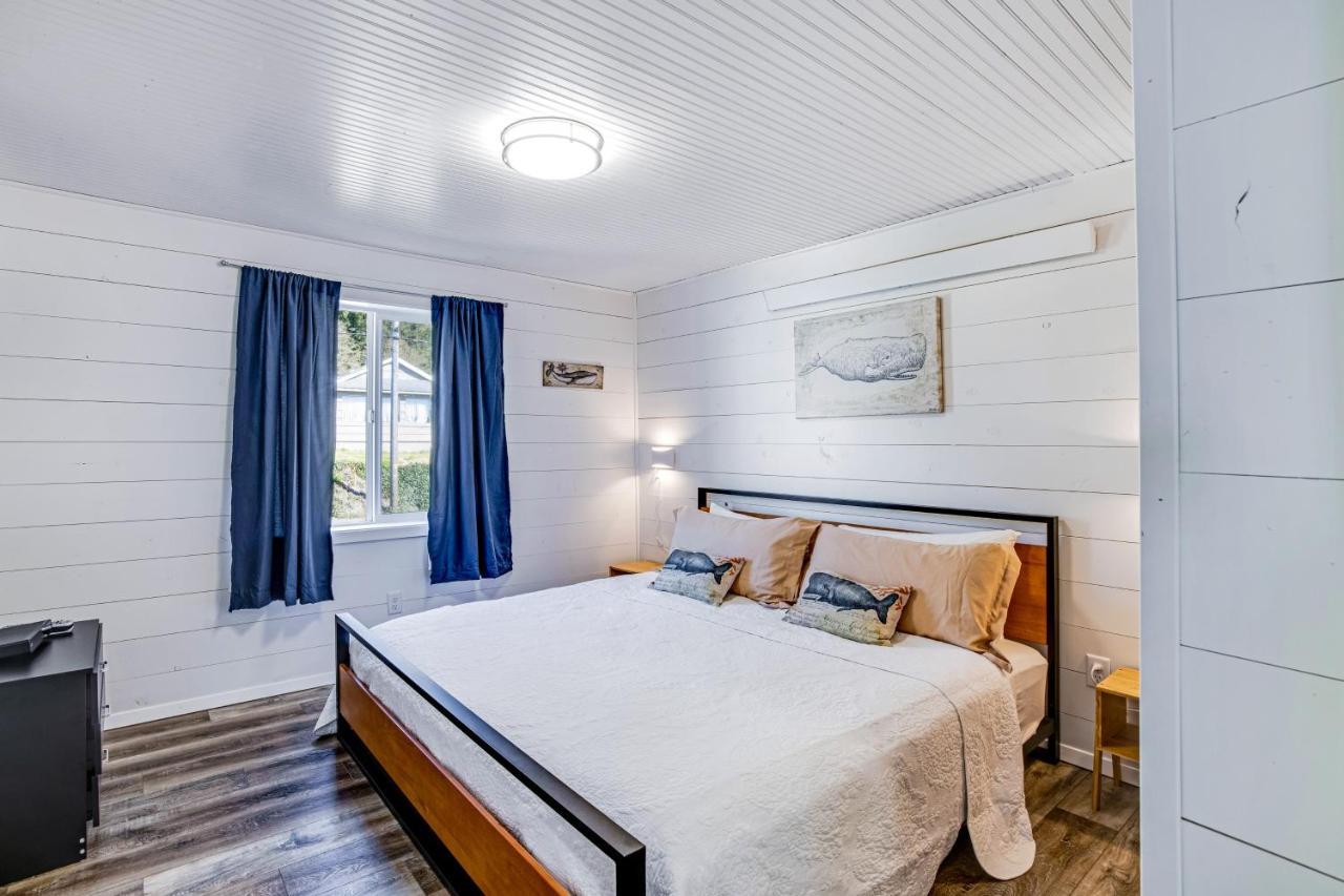 Fisherman'S Dream Boat House Garibaldi Bagian luar foto