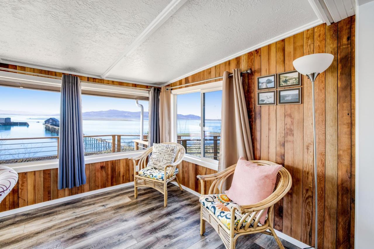 Fisherman'S Dream Boat House Garibaldi Bagian luar foto